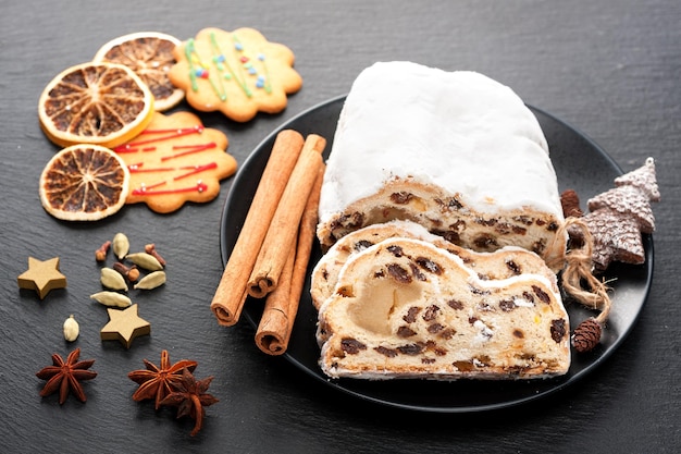 Christstollen und Lebkuchen