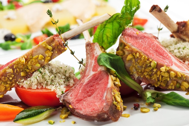 Chuletas De Cordero Y Verduras