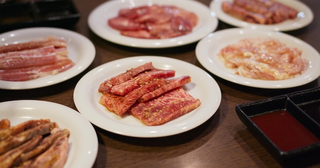 Churrasco de carne bovina em estilo japonês