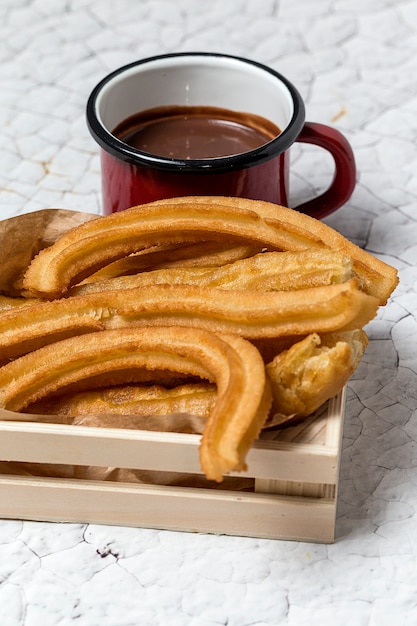 Churros mit heißer Schokolade