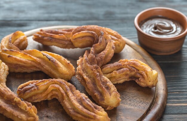 Churros con salsa de chocolate