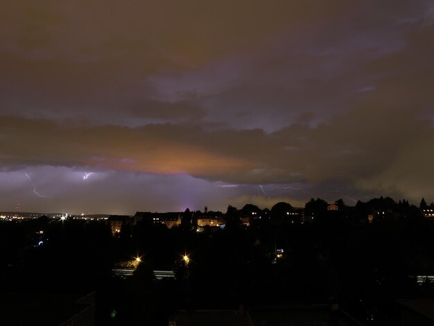 Foto cidade à noite