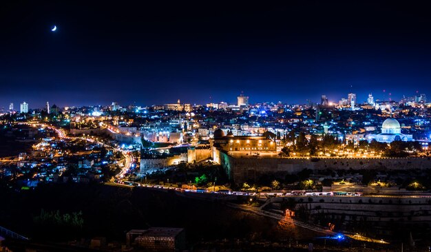 Cidade à noite