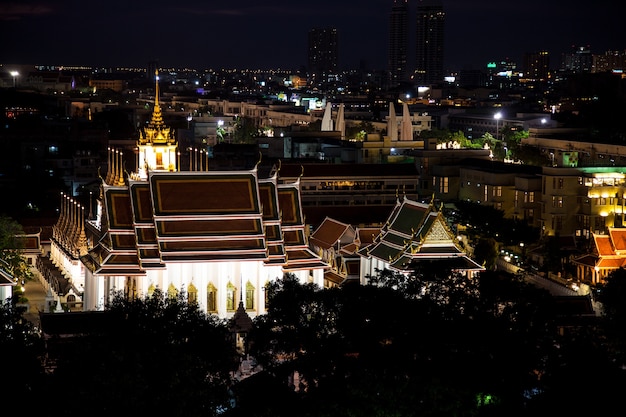 Cidade de banguecoque à noite.