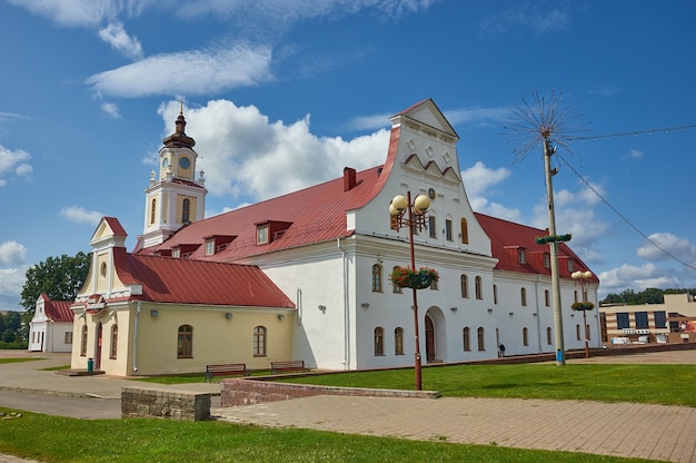 Cidade de Orsha na Bielorrússia, na região de Vitebsk, edifício do Colégio Jesuíta de Orsha. Fundado em 1612.