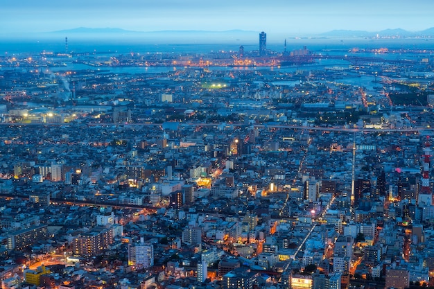 Cidade de Osaka e o horizonte