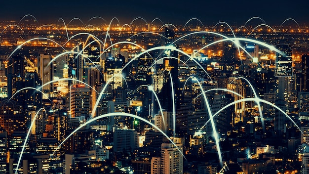 Cidade digital inteligente com gráfico abstrato de globalização mostrando rede de conexão