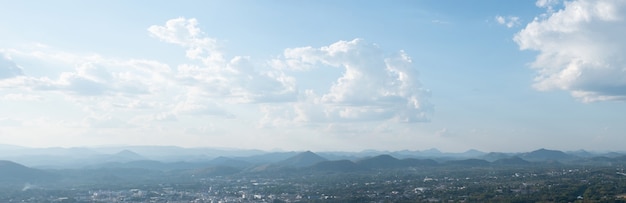 Cidade do mirante no topo da montanha, tire uma foto de loei tailândia de phu bo bit mountai