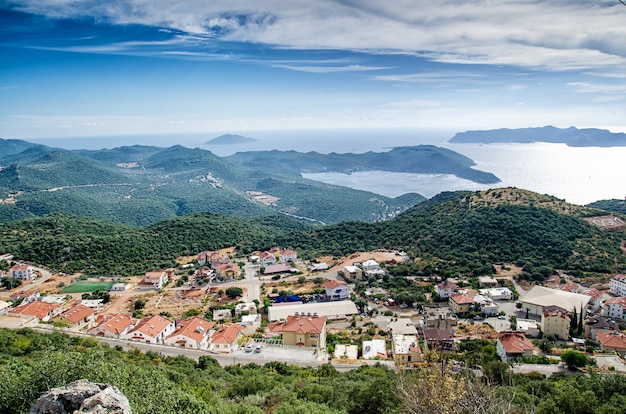 Cidade e porto de kash, na costa mediterrânea da turquia