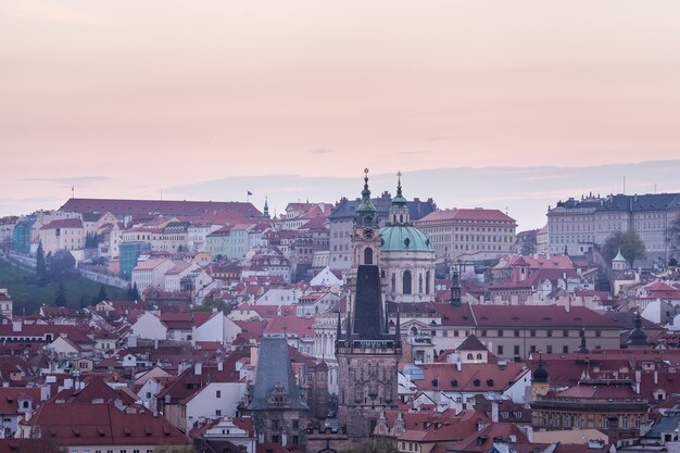 Cidade Pequena, Praga