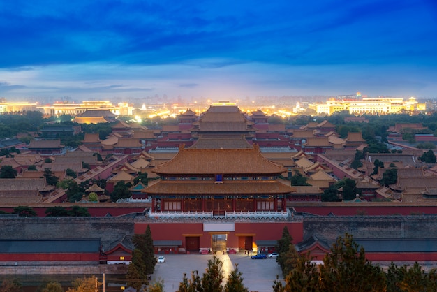 Cidade proibida antiga de Beijing na noite em Beijing, China.
