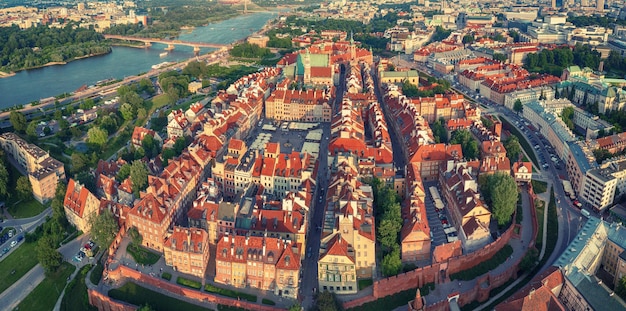 Cidade velha no panorama de Varsóvia