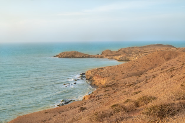 cielo y arena de playa, paisaje