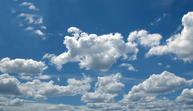 Cielo azul Aire de alto ángulo