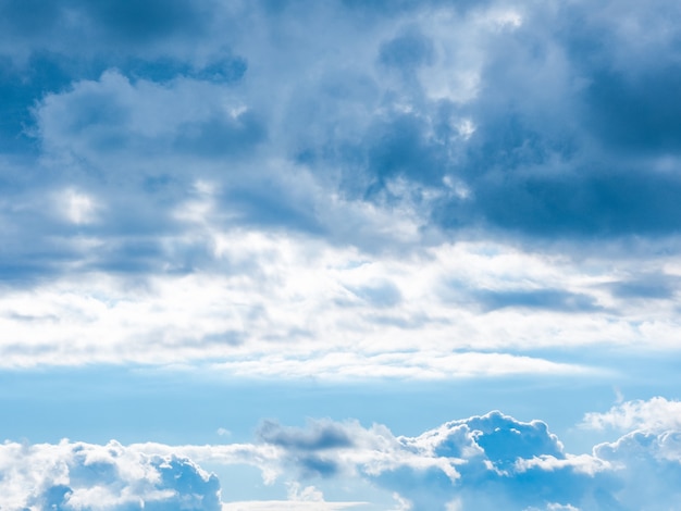 Cielo con fondo de nubes