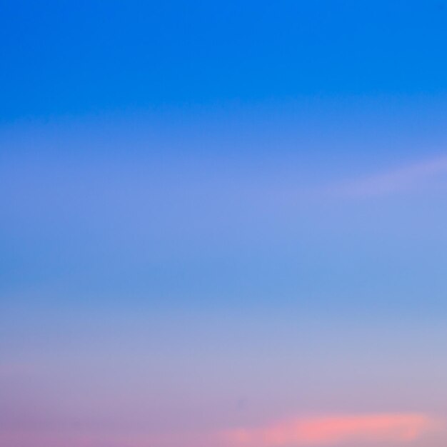 El cielo gradiente por la noche