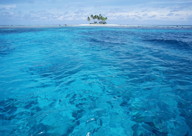 Cielo y Mar Azul Aqua