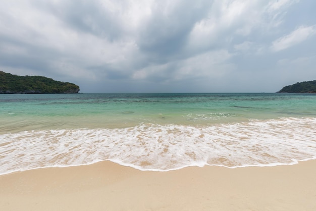 cielo y marparaíso tropicalAngthong parque marino nacional koh Samui Suratthani Tailandia