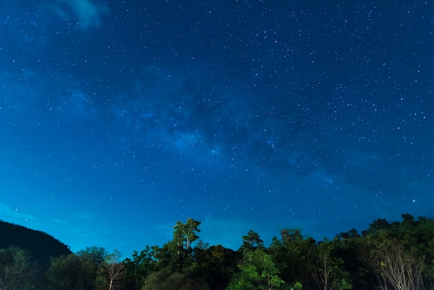 el cielo con milkyway