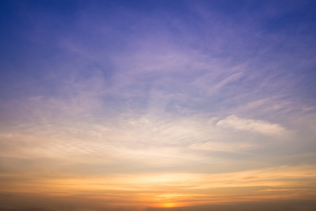 Cielo y nubes