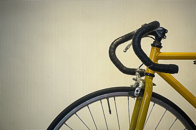 Foto cima, amarela, bicicleta montanha