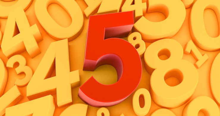 Foto cinco números rojos en el medio. colección de números rojos 3d - 5