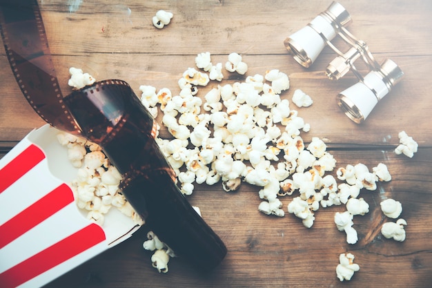 Cinema Clapper Film und Popcorn