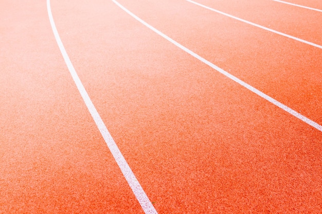 Cinta de correr roja en el estadio