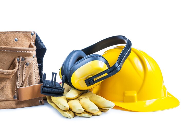 Foto cinturón de herramientas de cuero guantes auriculares y casco