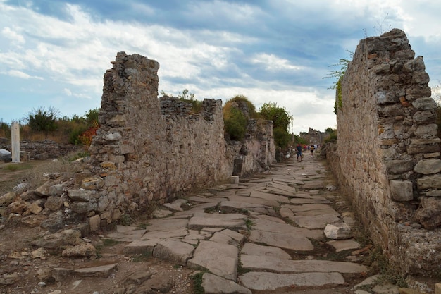 Ciudad antigua de Side Ruinas de una antigua ciudad romana fundada en el siglo VII a.