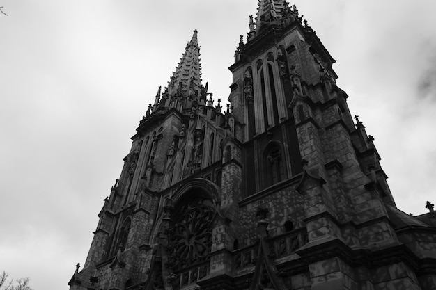 ciudad en blanco y negro