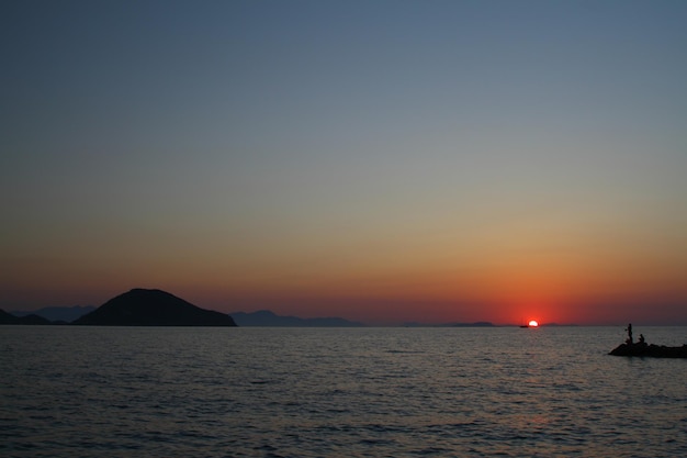 La ciudad costera de Turgutreis y las espectaculares puestas de sol