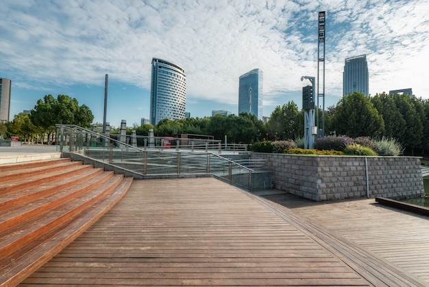 Ciudad de Hefei, provincia de Anhui, lago de los cisnes, centro de negocios financieros, edificio, paisaje