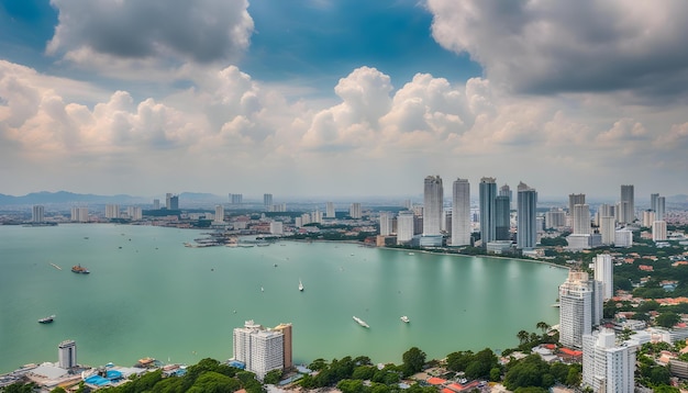 una ciudad con un lago y una ciudad en el fondo