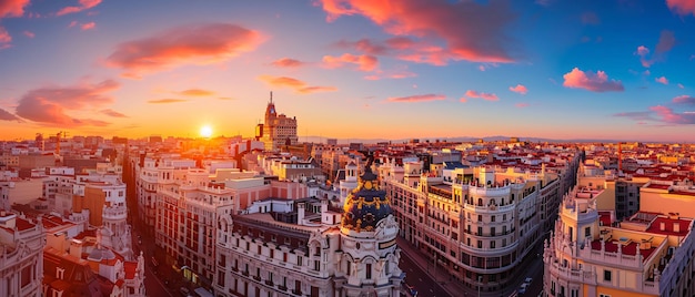 Foto ciudad de madrid hermosa vista panorámica de la salida del sol