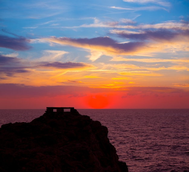 Ciutadella Menorca ao pôr do sol laranja Punta Nati