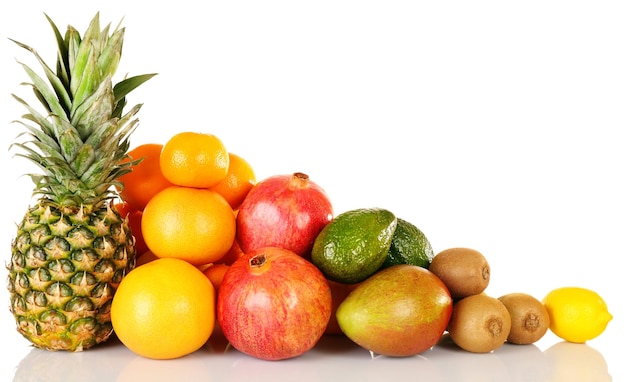 Classificação de frutas exóticas isoladas em branco
