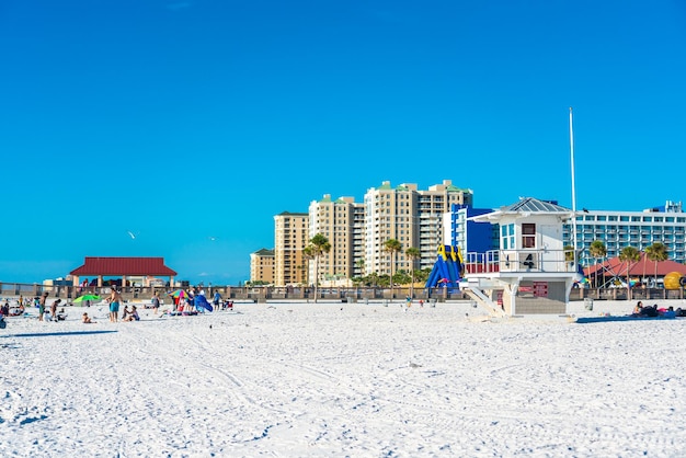 Clearwater Beach mit schönem weißem Sand in Florida, USA