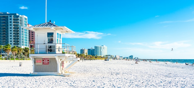 Foto clearwater strand mit schönem weißem sand in florida usa