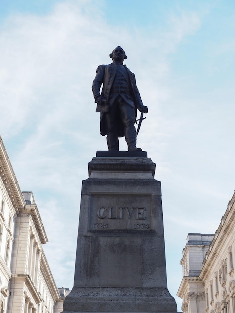 Clive of India-Statue in London