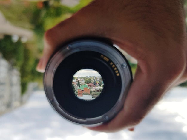 Foto close-up da lente da câmera de mão