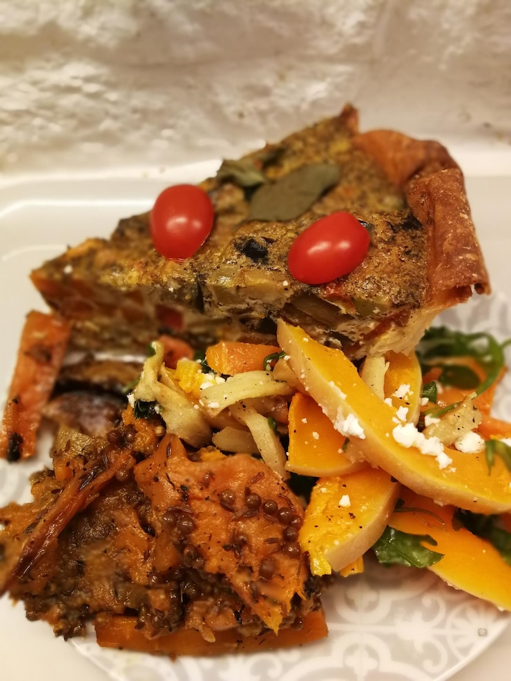 Foto close-up de alimentos com frutas no prato