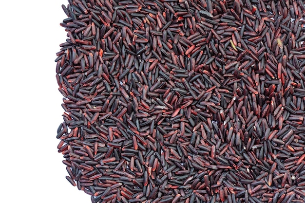 close-up de arroz cru de roxo riceberry