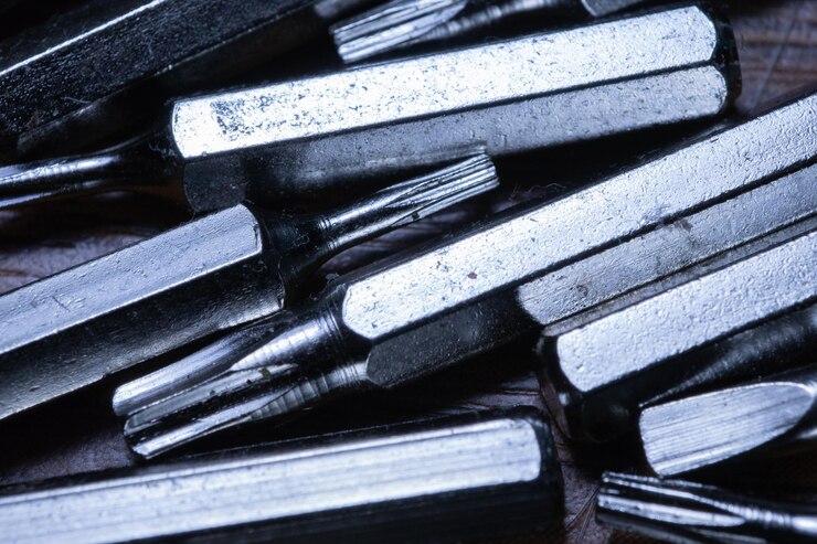 Foto close-up de brocas em mesa