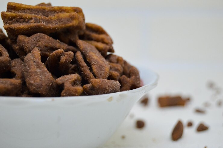 Foto close-up de comida em uma tigela na mesa