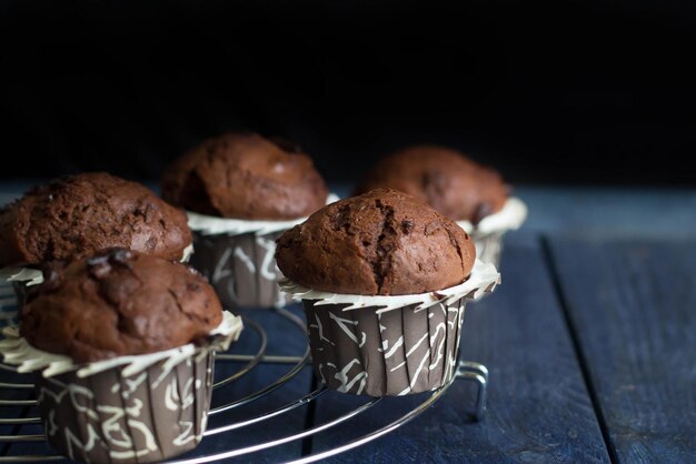 Foto close-up de cupcakes na mesa