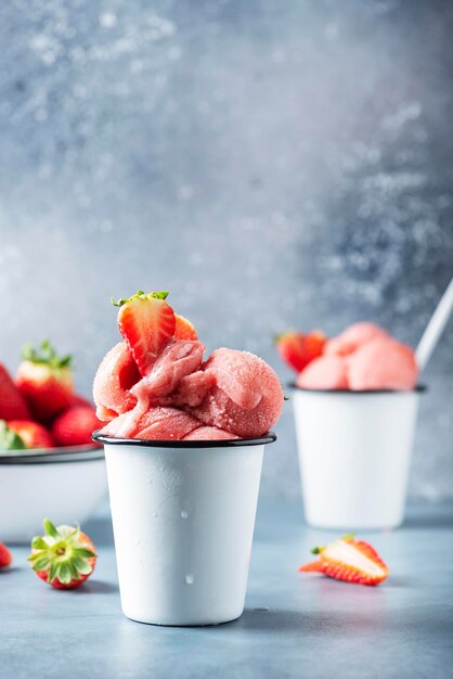 Foto close-up de frutas em uma tigela na mesa