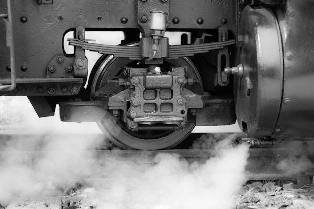 Close-up de fumaça emitida pelo comboio