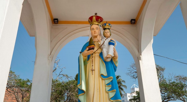 Foto close-up de igreja cristã no sri lanka