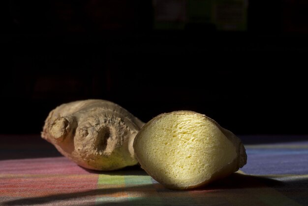 Close-up de pão na mesa